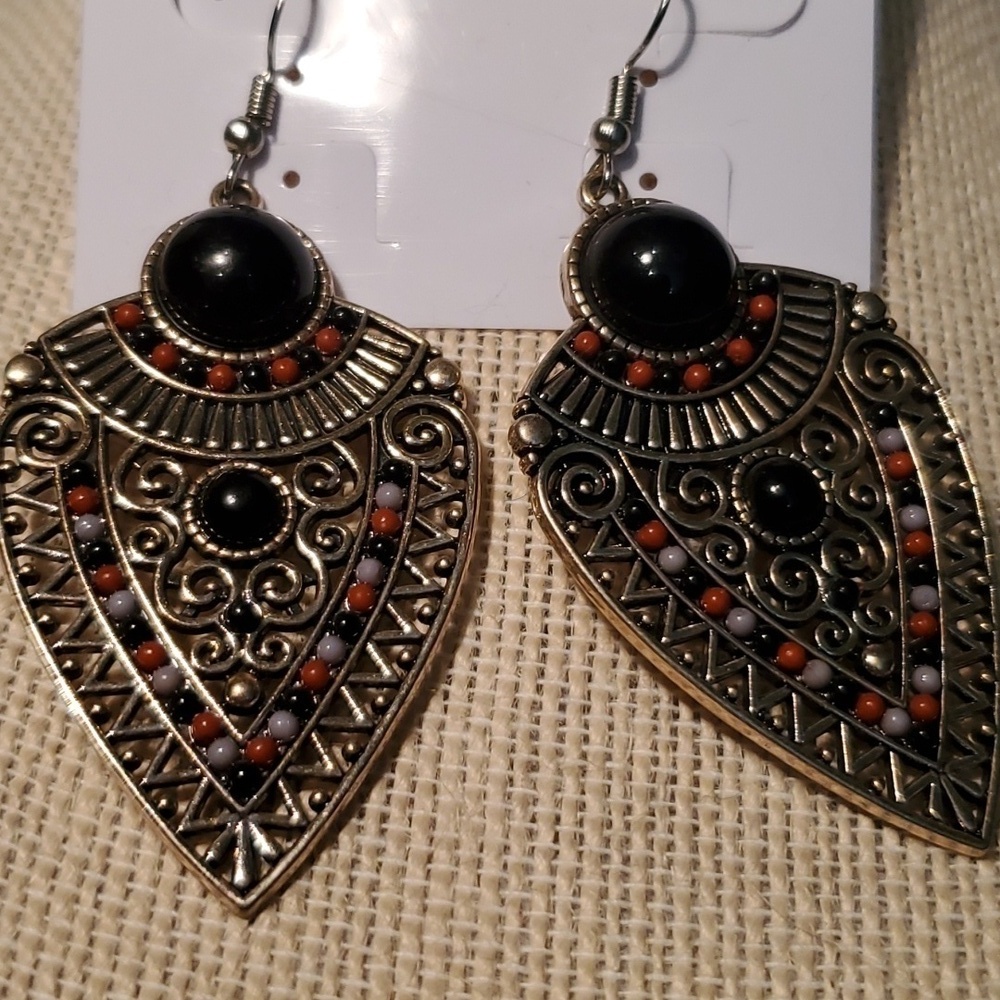🔱 NIB INDIAN THEME EARRINGS - Picture 3 of 7